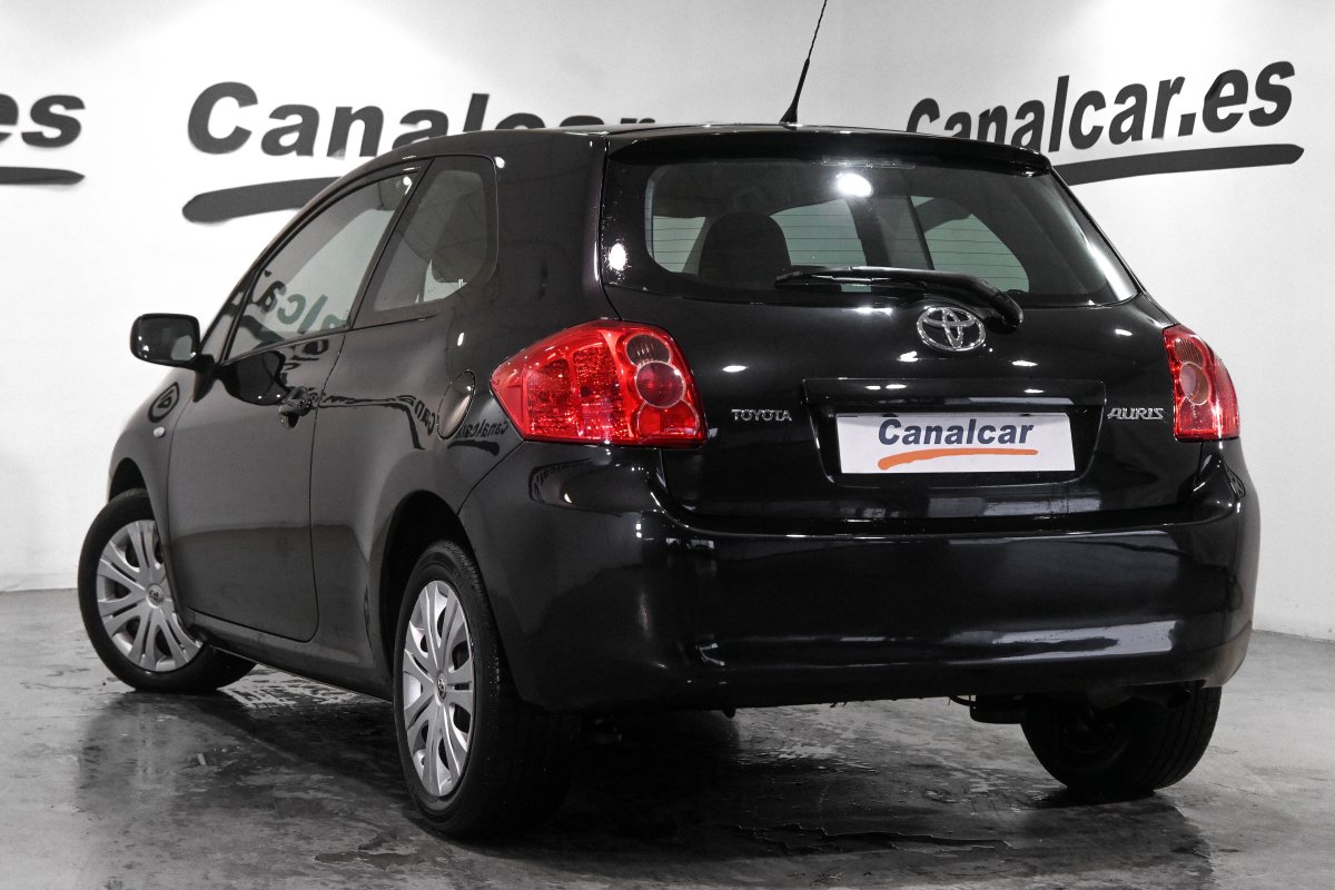 Foto Toyota Auris 7