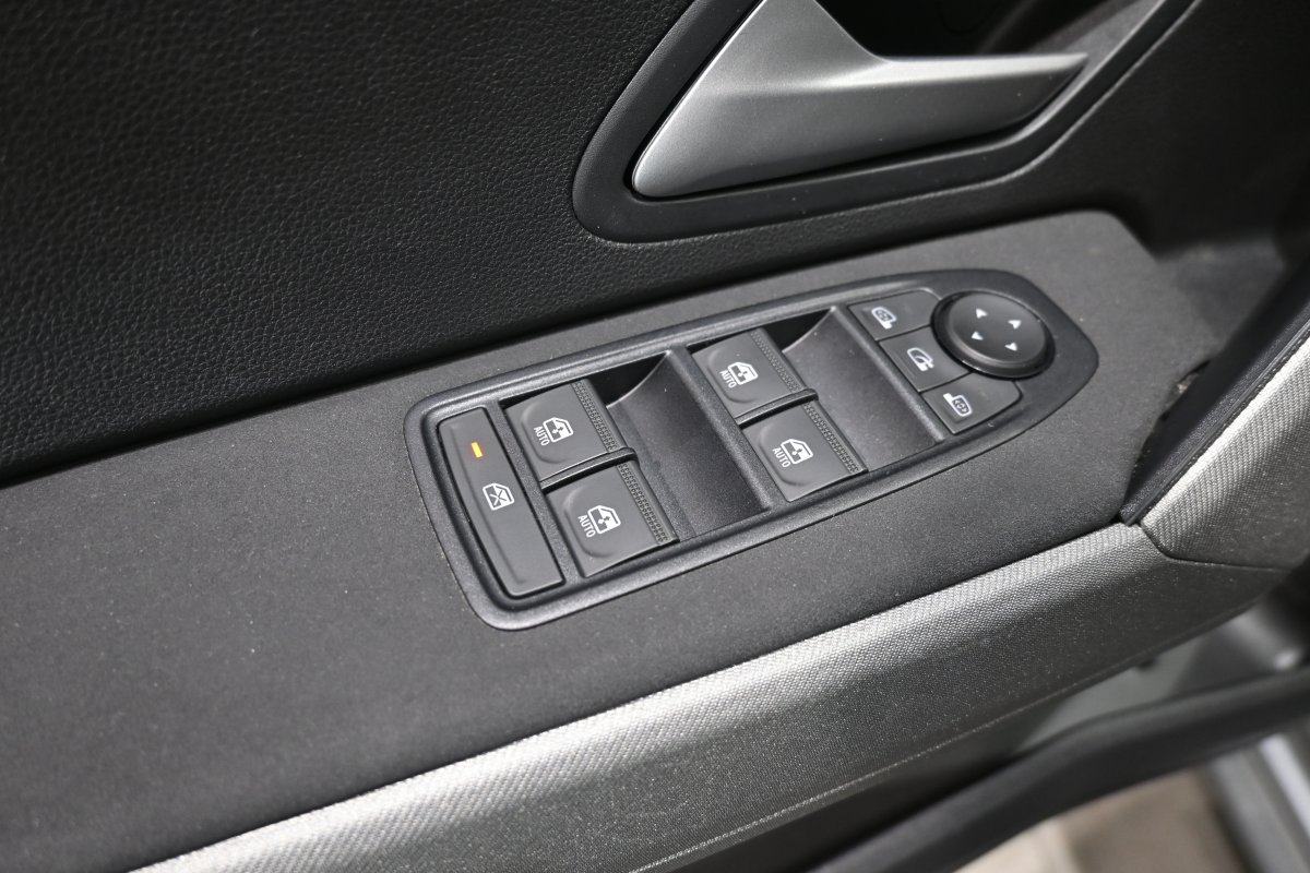 Foto Dacia Bigster 28
