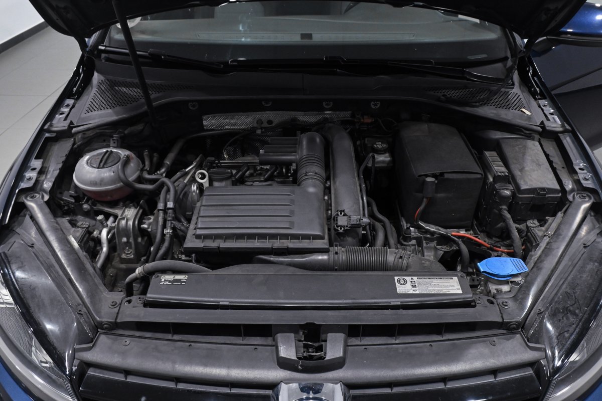 Foto Volkswagen Golf 8