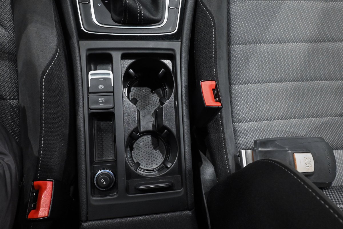 Foto Volkswagen Golf 19