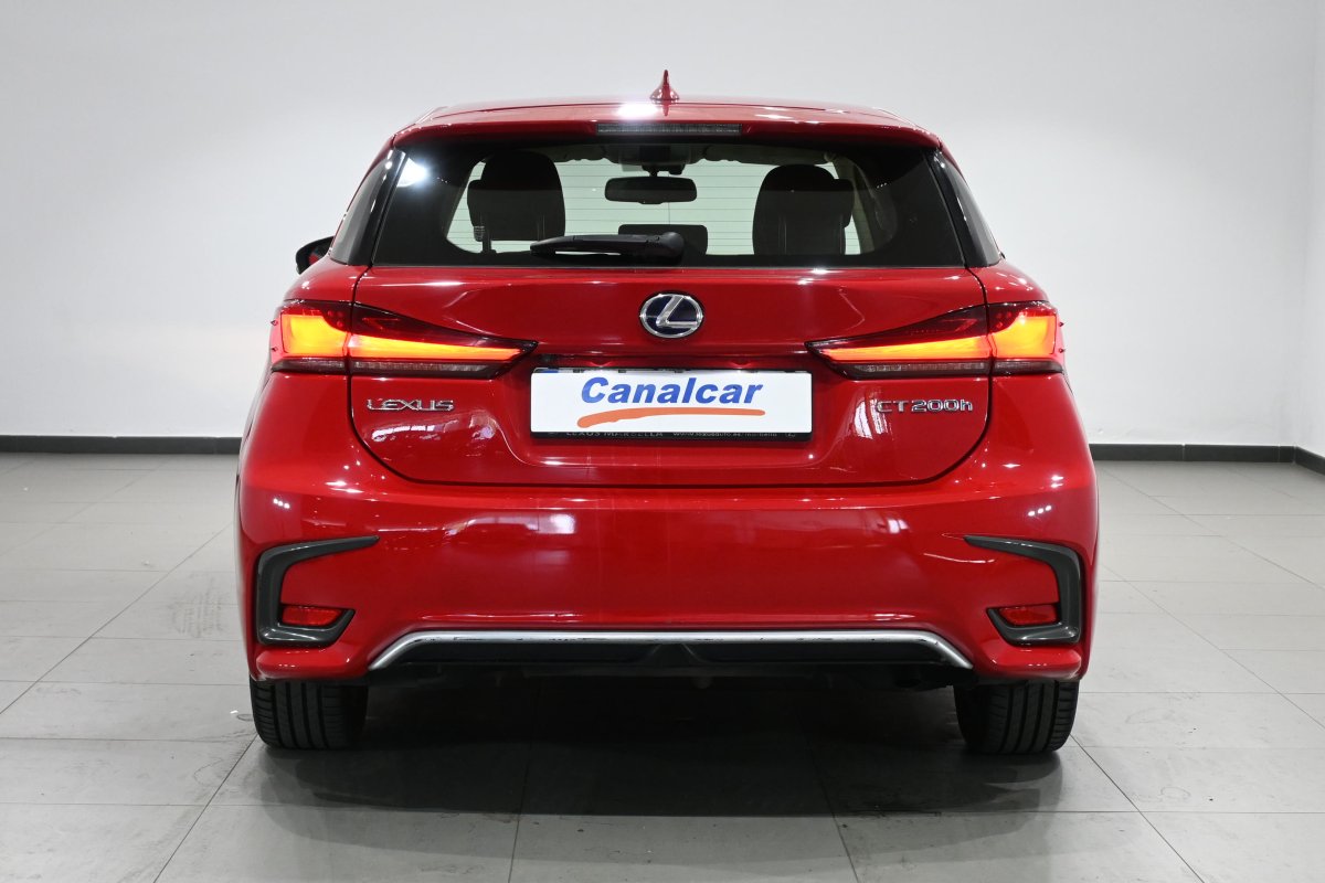 Foto Lexus CT 5