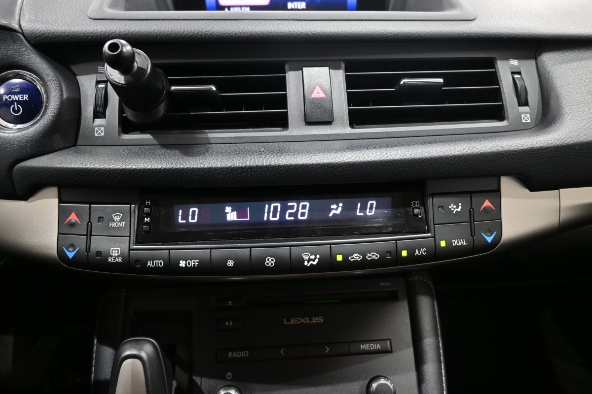 Foto Lexus CT 17