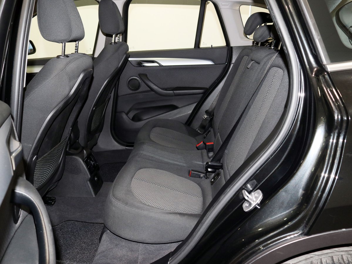 Foto Bmw X1 16
