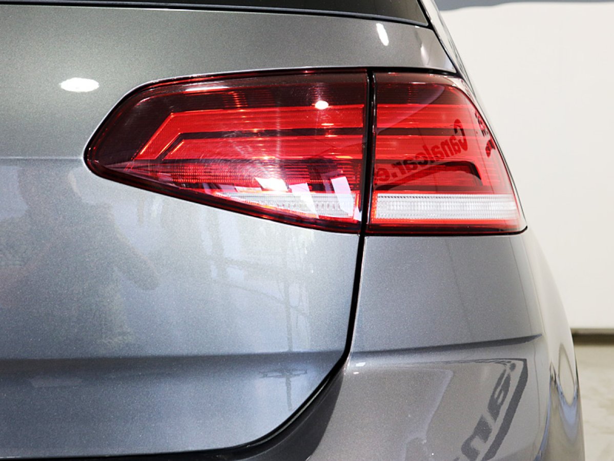 Foto Volkswagen Golf 10