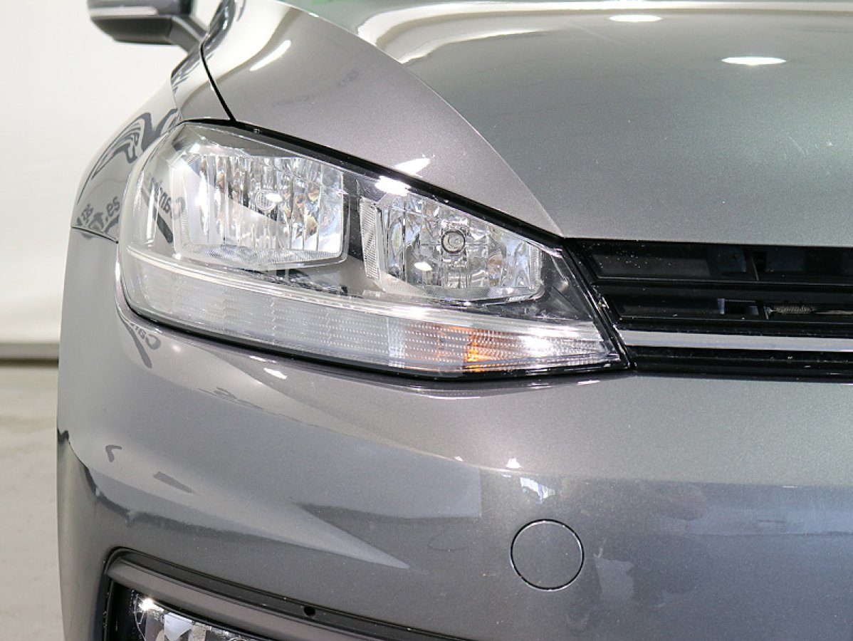 Foto Volkswagen Golf 11