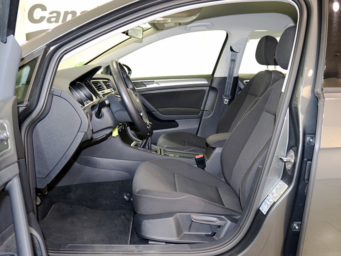 Foto Volkswagen Golf 14