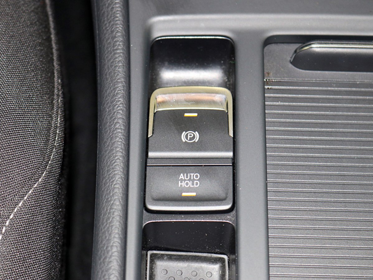 Foto Volkswagen Golf 19