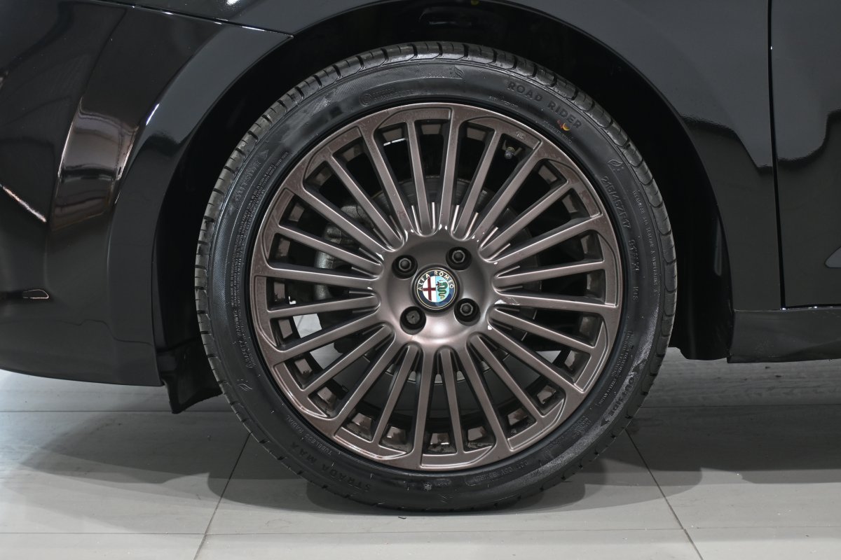 Foto Alfa Romeo MiTo 25