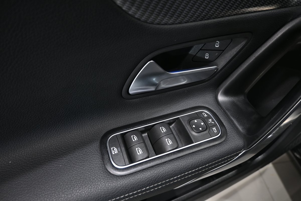 Foto Mercedes-Benz Clase A 200 29