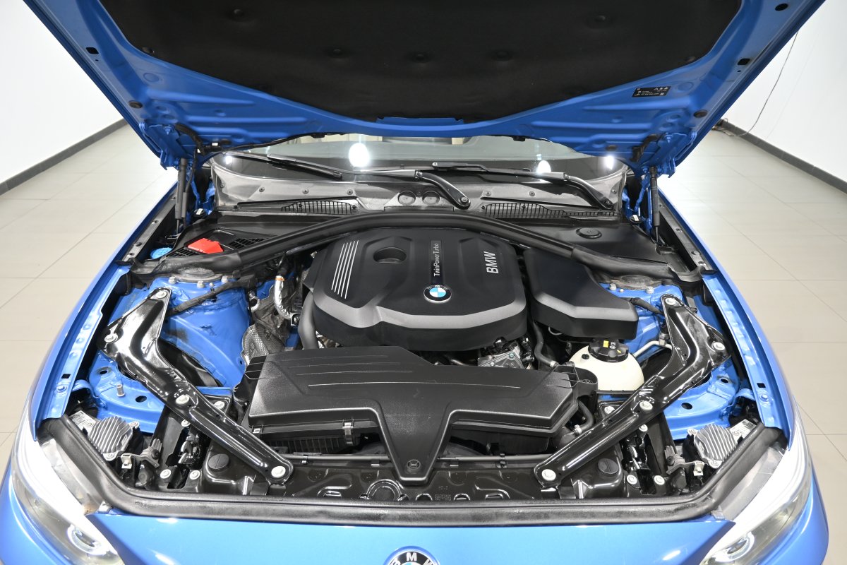 Foto Bmw 218iA 10
