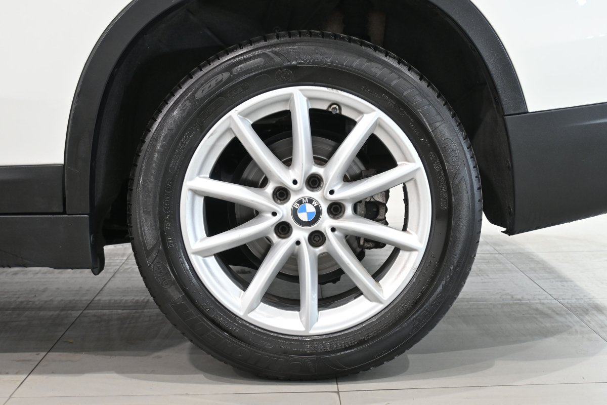 Foto Bmw X1 25