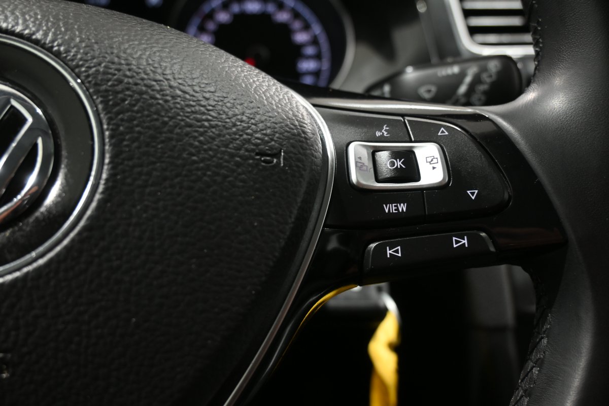 Foto Volkswagen Golf 21
