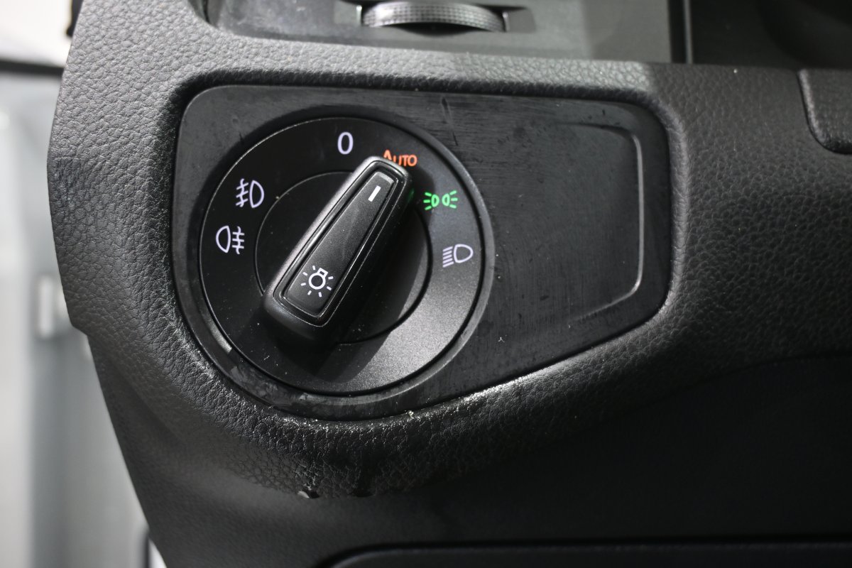 Foto Volkswagen Golf 24