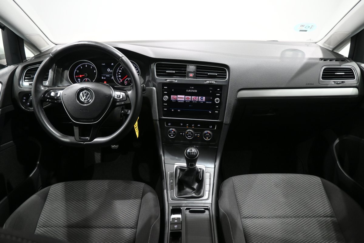 Foto Volkswagen Golf 17