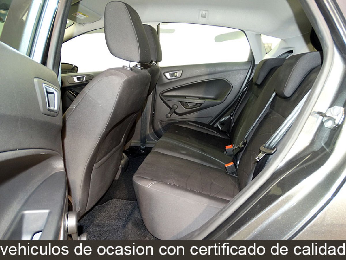 Foto Ford Fiesta 12