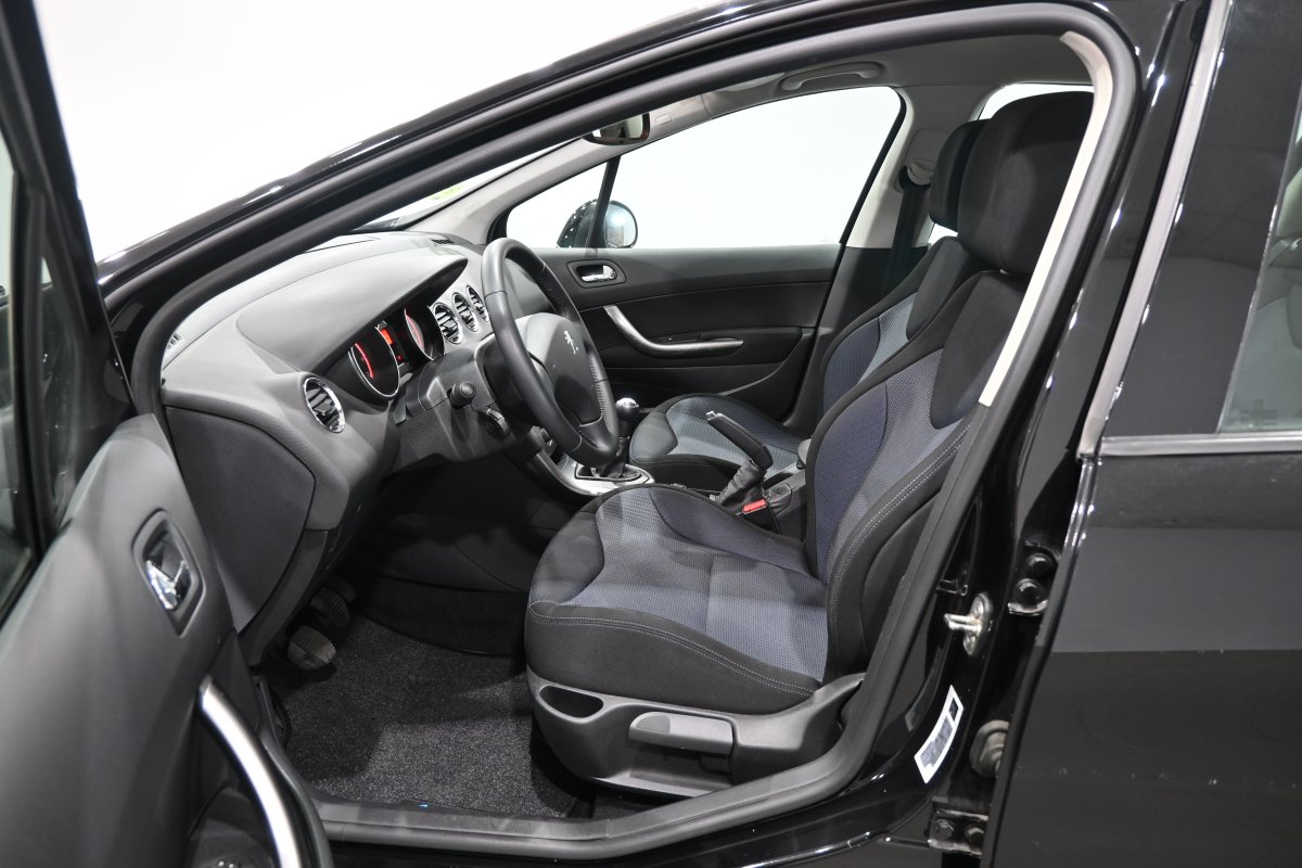 Foto Peugeot 308 10