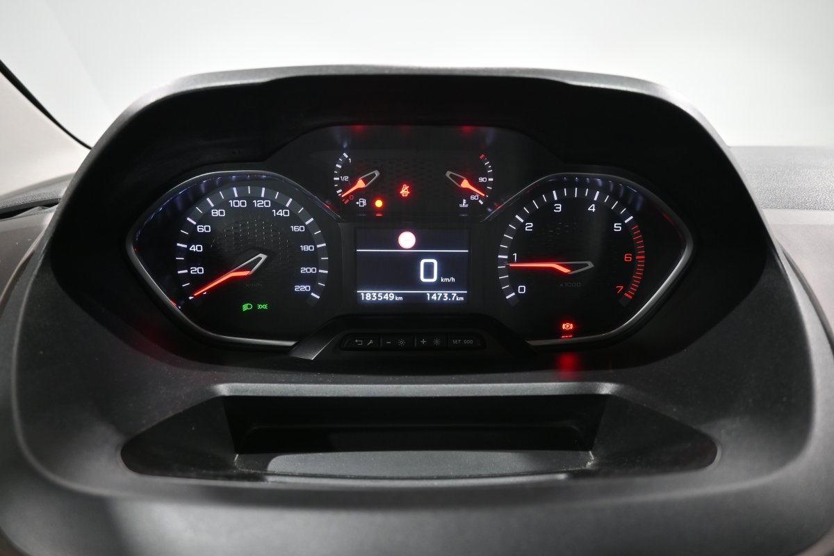 Foto Peugeot Rifter 14