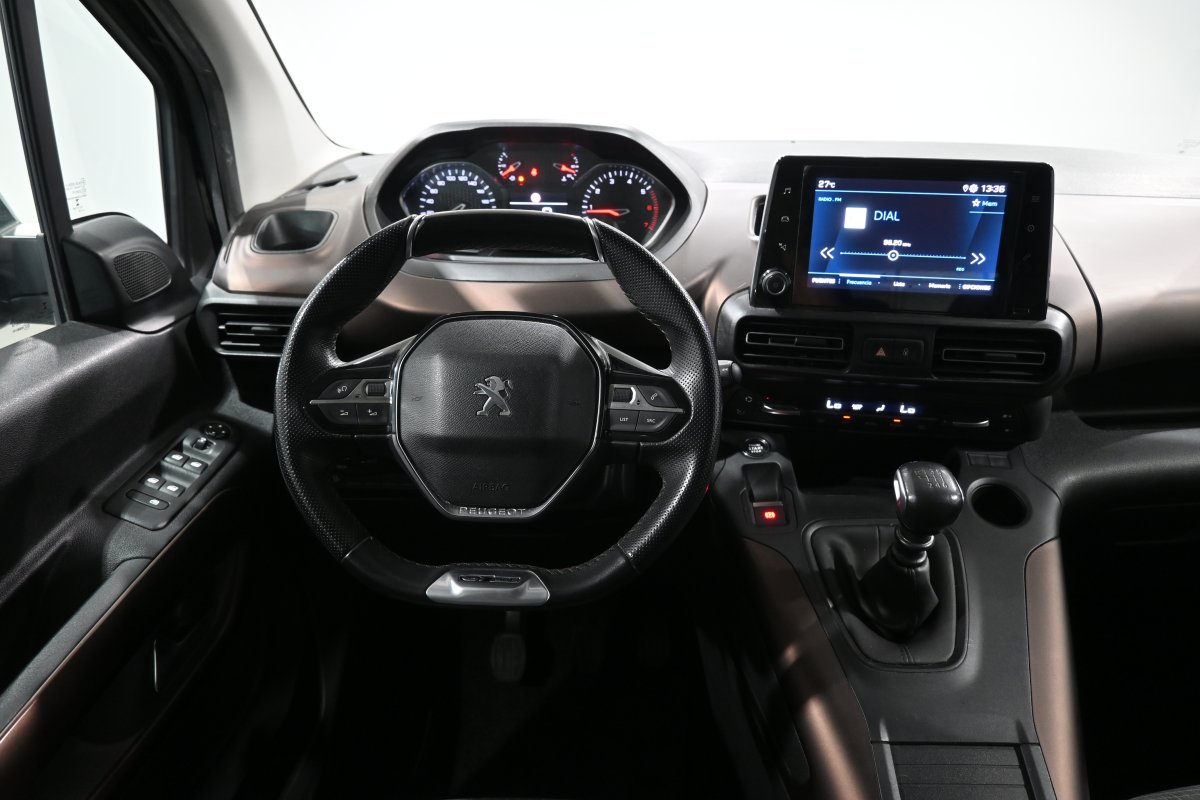 Foto Peugeot Rifter 17