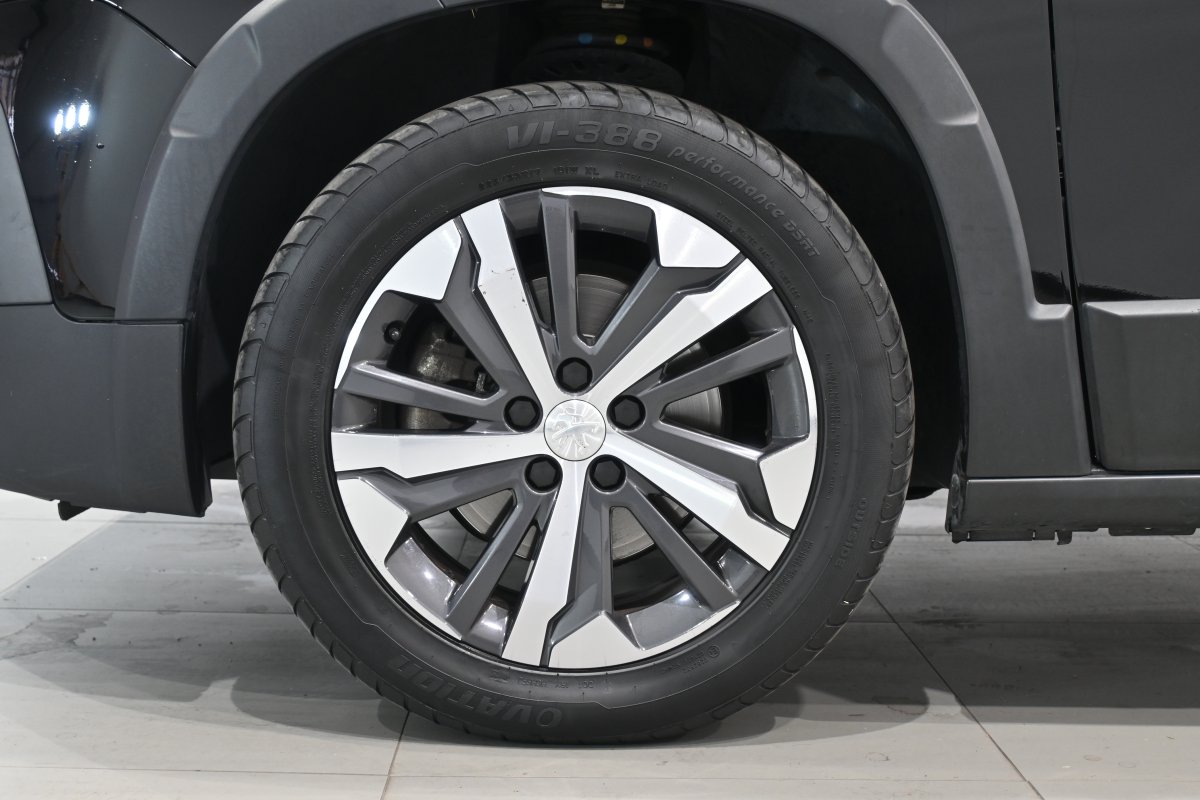 Foto Peugeot Rifter 26