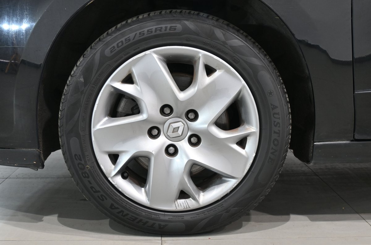 Foto Renault Scenic 25