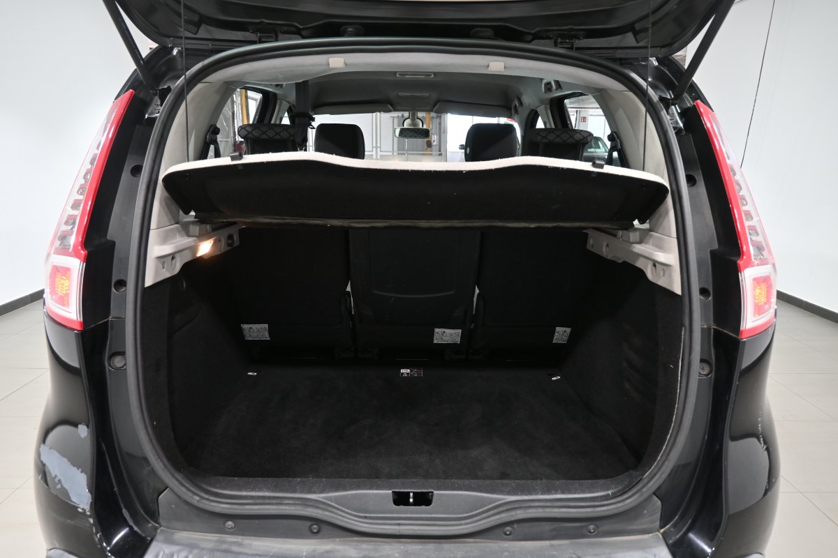 Foto Renault Scenic 8