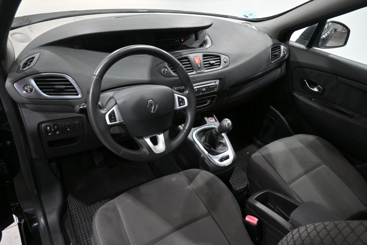 Foto Renault Scenic 9