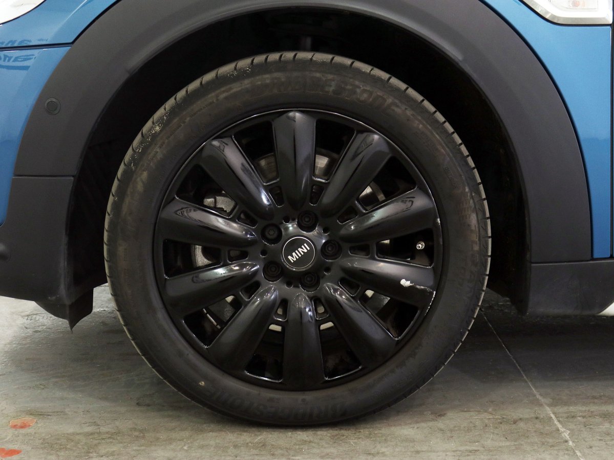 Foto Mini Countryman 25