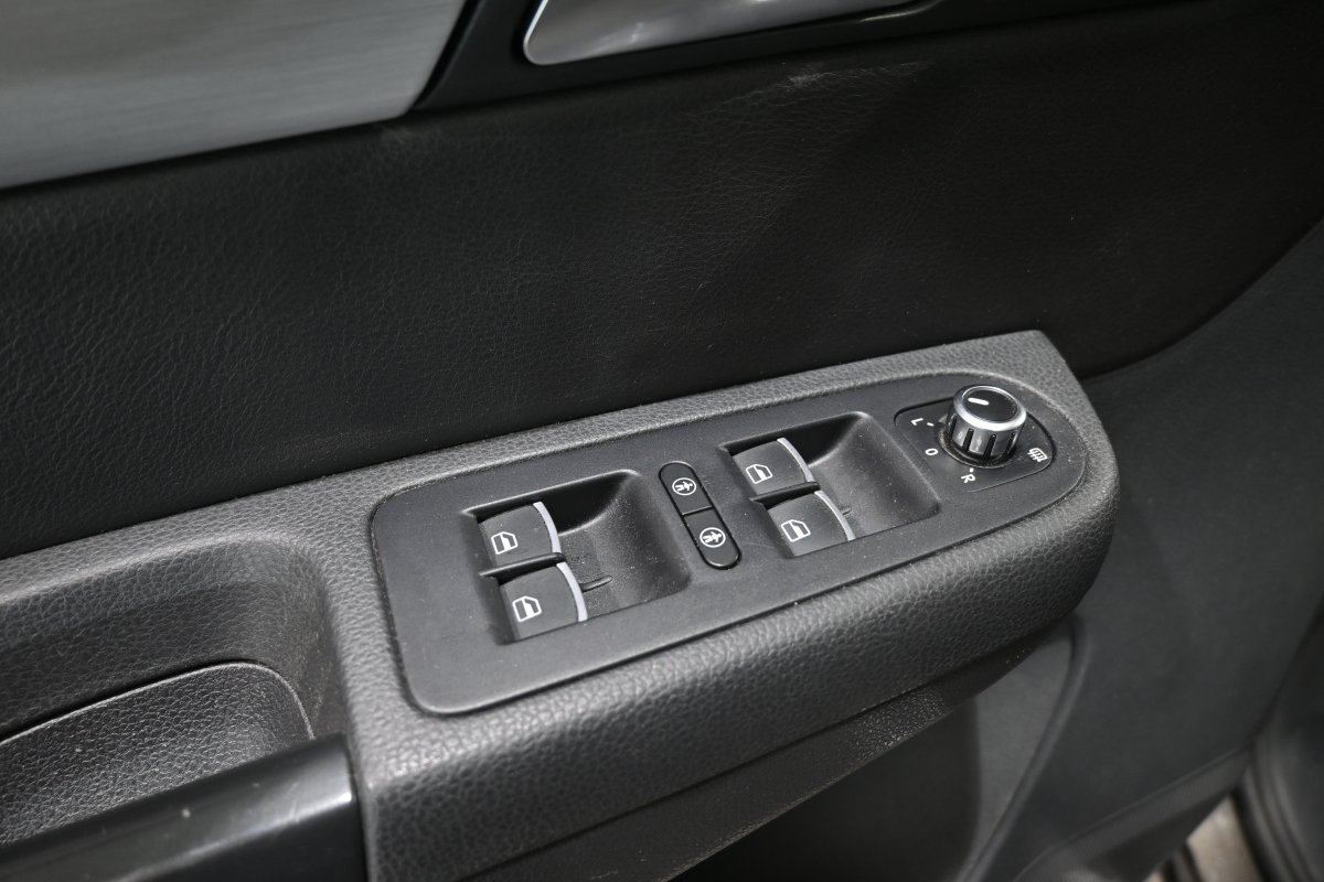 Foto Volkswagen Sharan 32