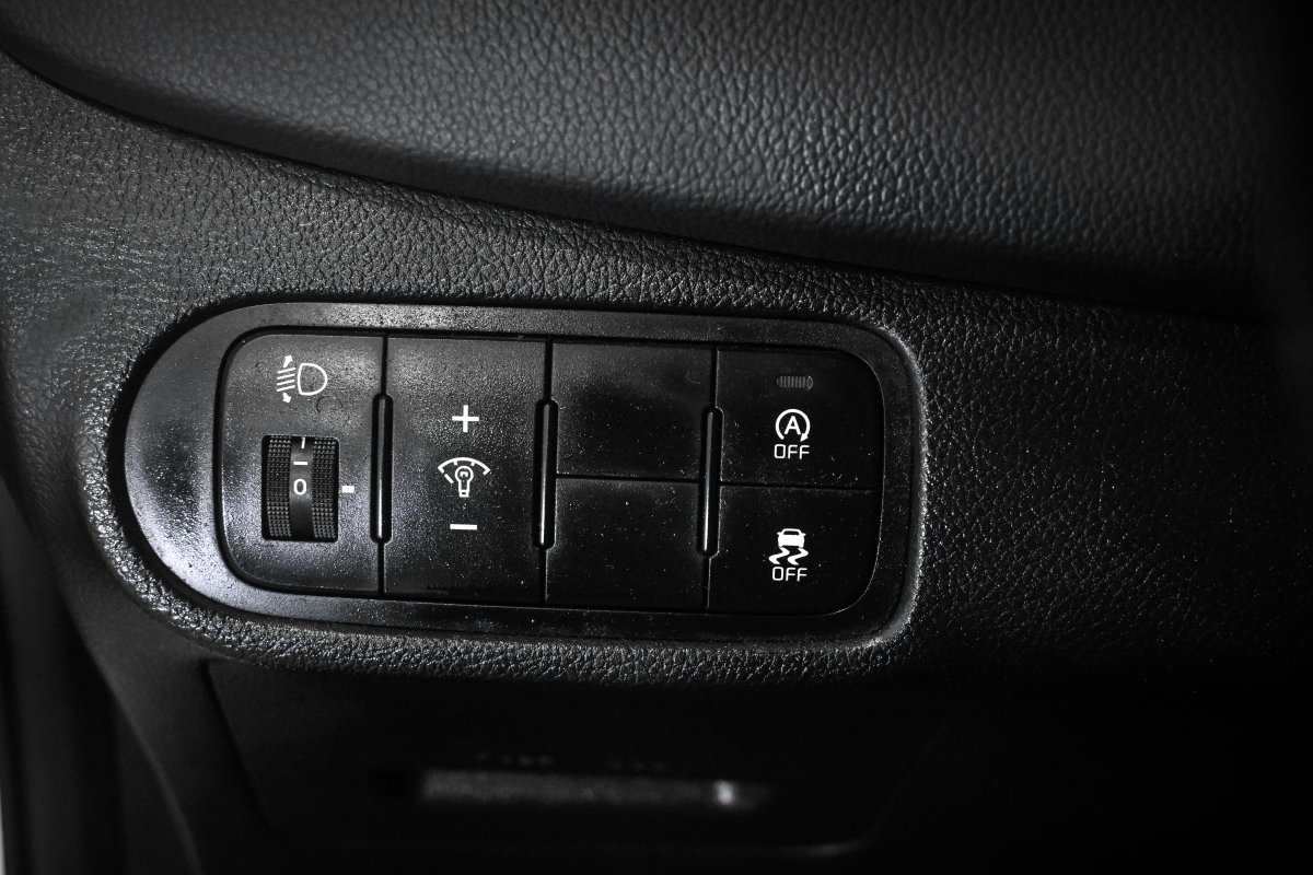 Foto Kia Carens 25