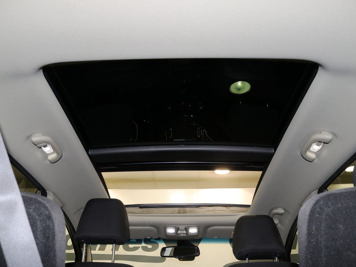 Foto Kia Carens 15