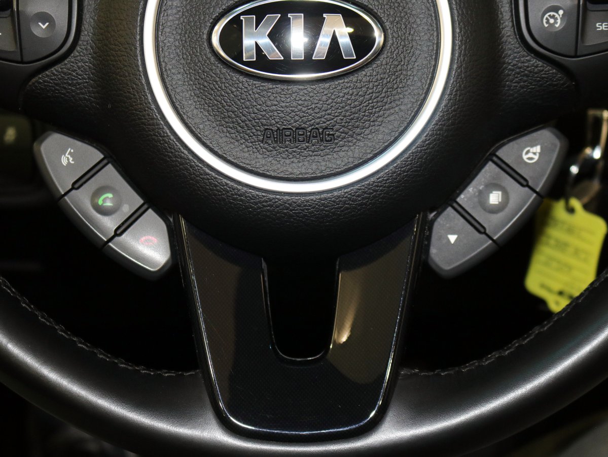 Foto Kia Carens 30