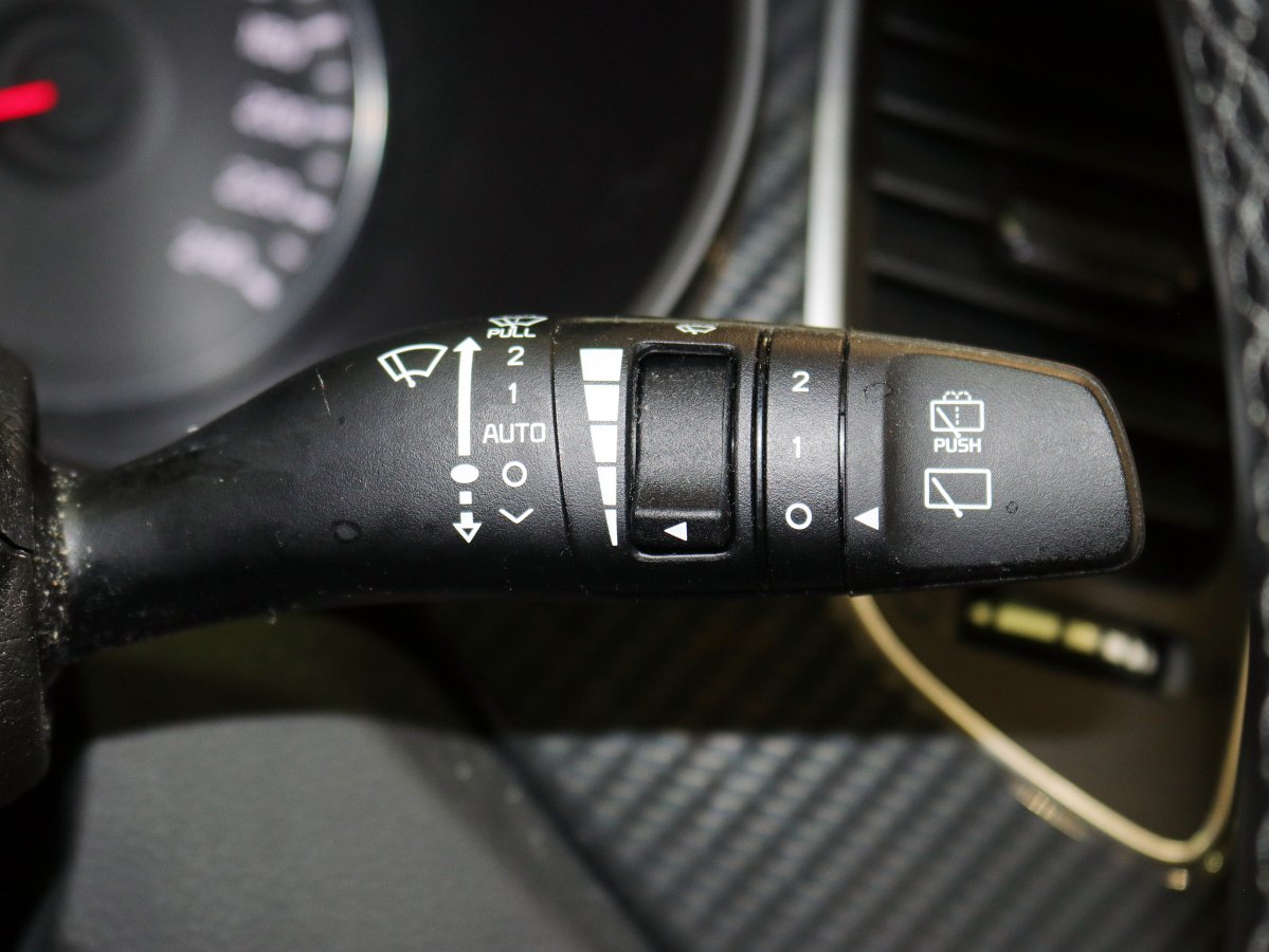 Foto Kia Carens 32