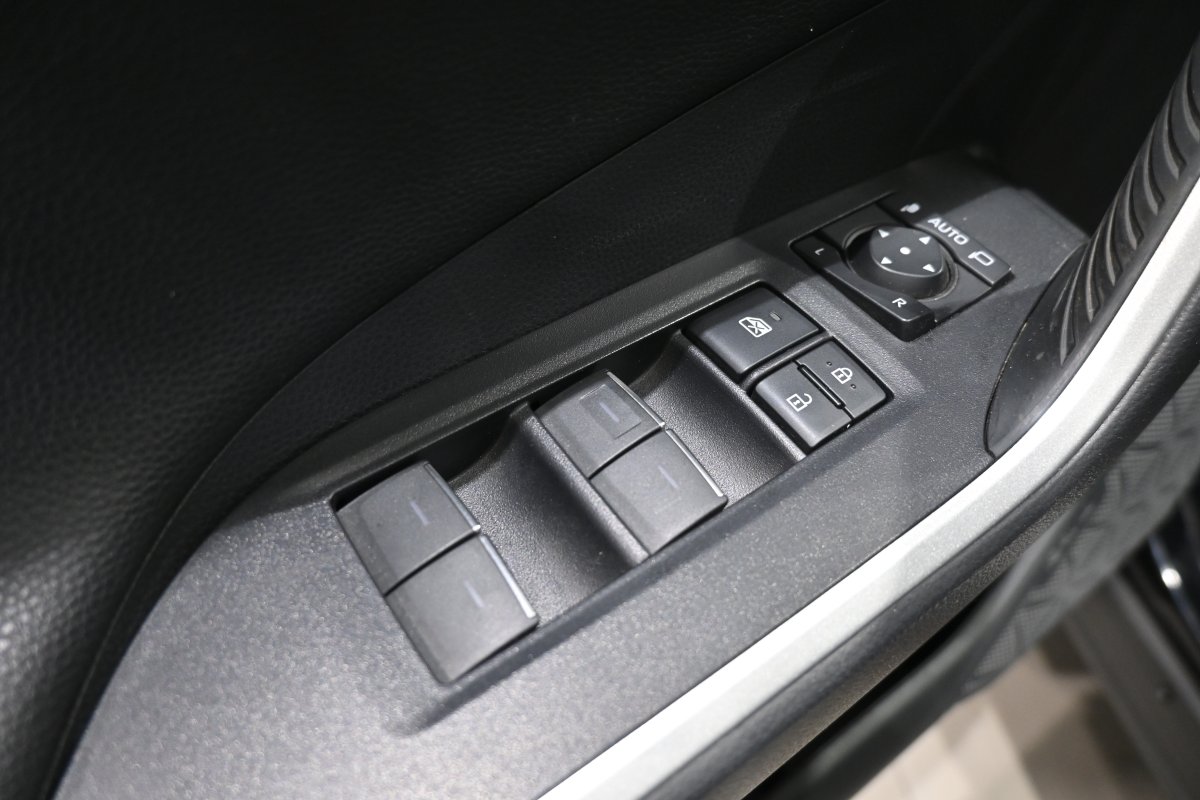 Foto Toyota Rav4 24
