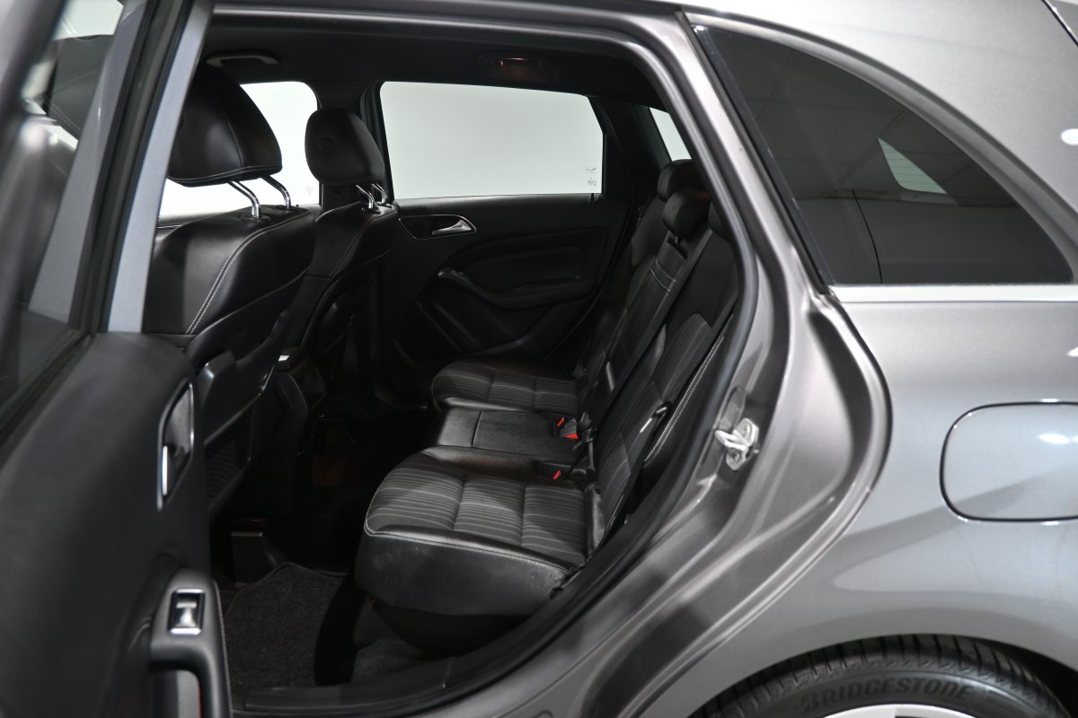 Foto Mercedes-Benz B 11