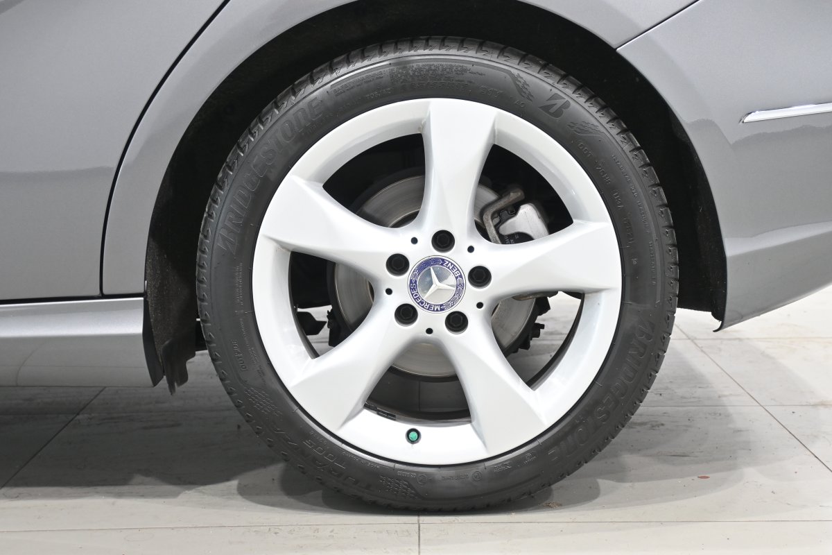 Foto Mercedes-Benz B 30