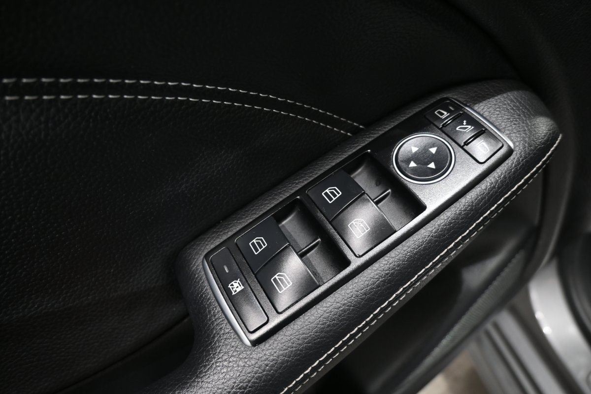 Foto Mercedes-Benz B 28