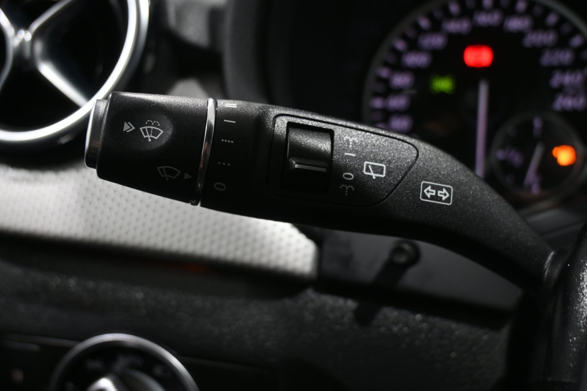 Foto Mercedes-Benz B 25