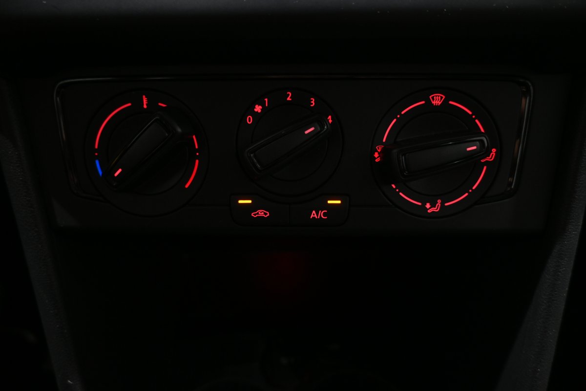Foto Volkswagen Polo 16