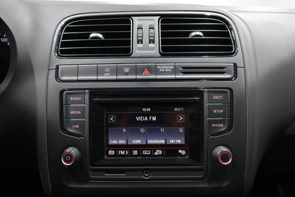 Foto Volkswagen Polo 15