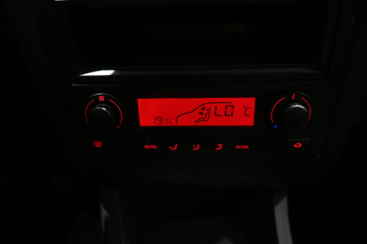 Foto Seat Ibiza 15