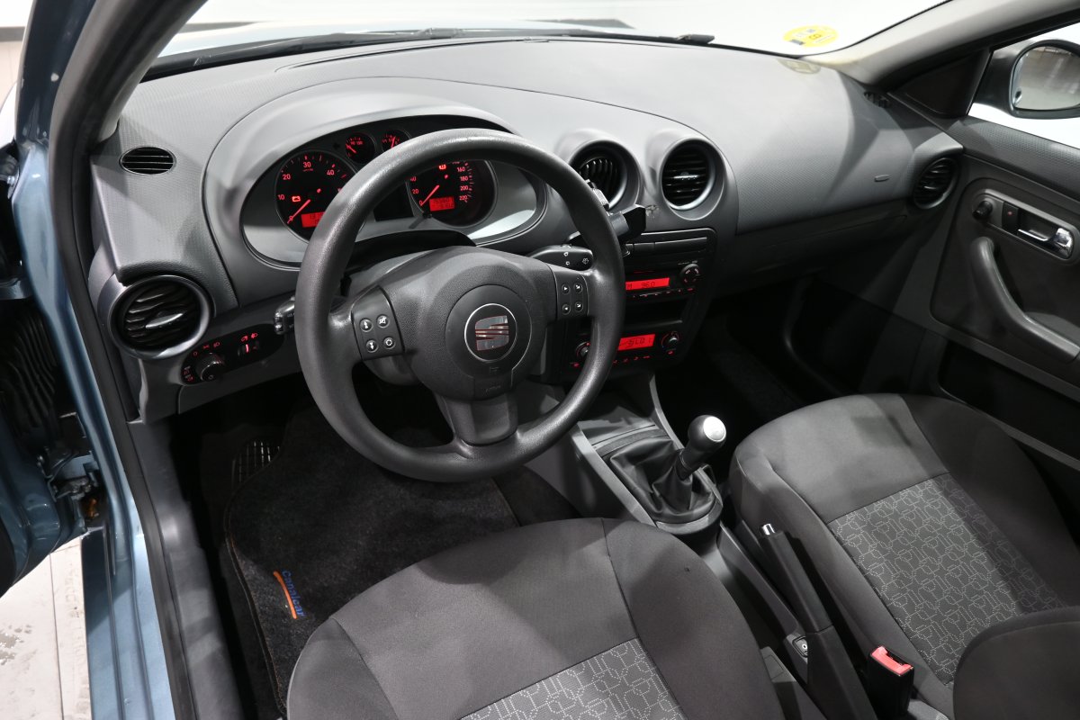 Foto Seat Ibiza 8