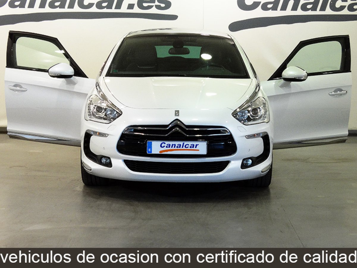 Foto DS DS5 2