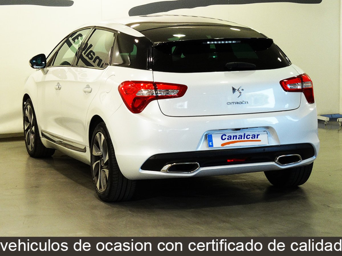 Foto DS DS5 7