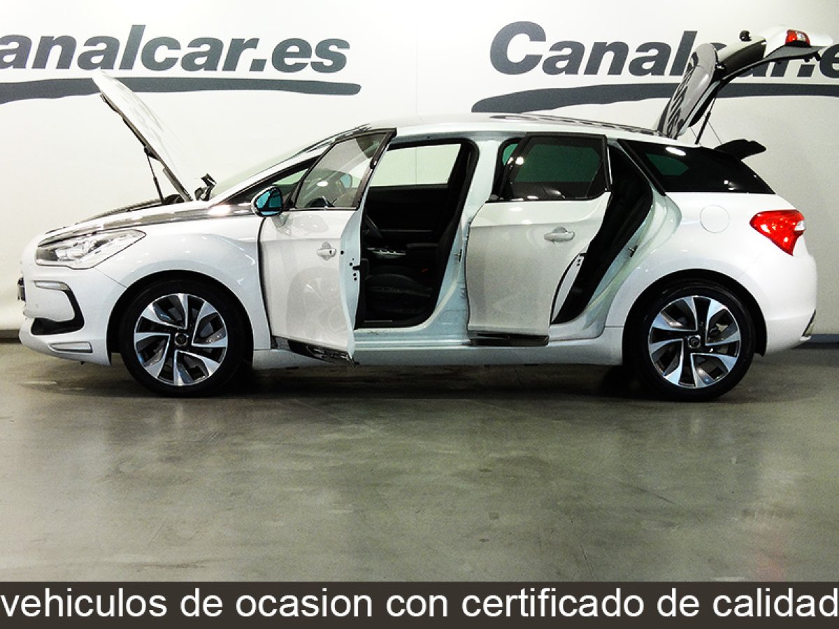 Foto DS DS5 9