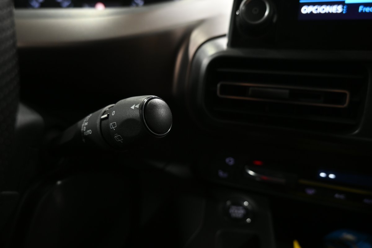 Foto Peugeot Rifter 25