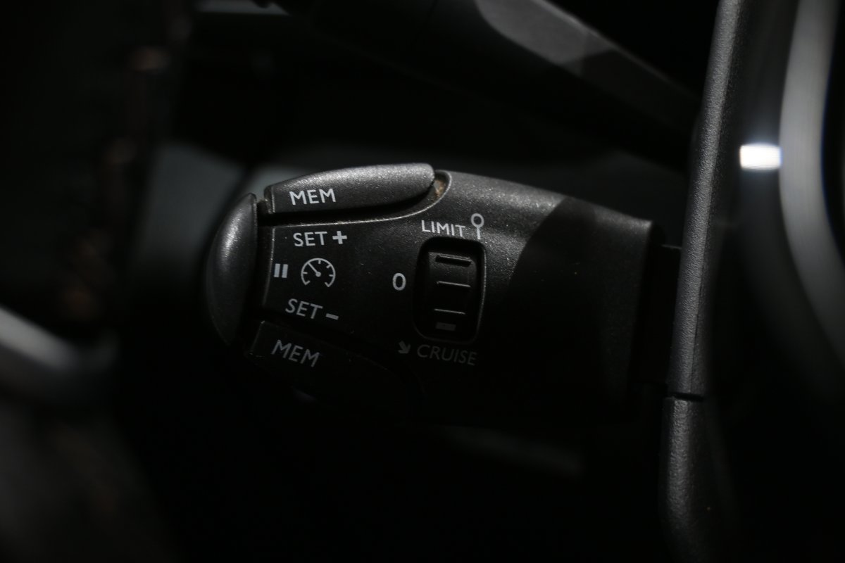 Foto Peugeot Rifter 23
