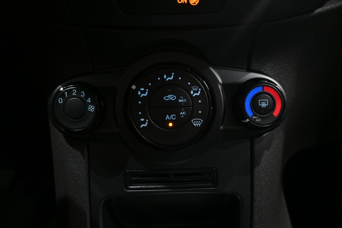 Foto Ford Fiesta 17