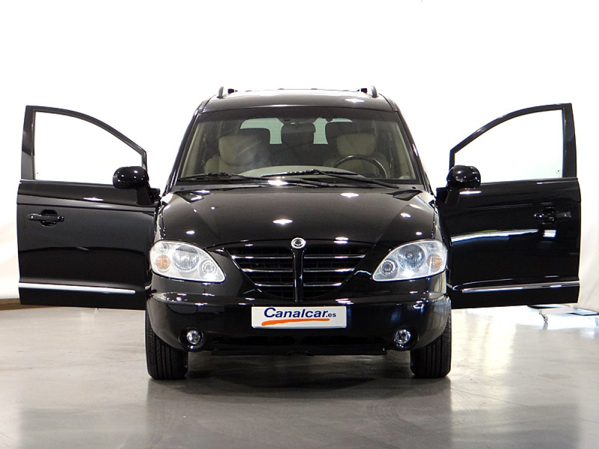Foto Ssangyong Rodius 3