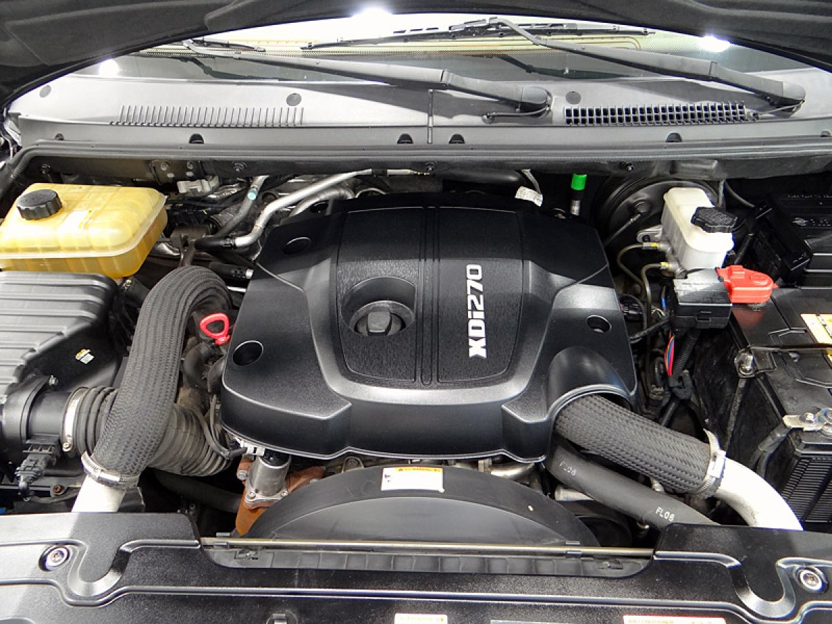 Foto Ssangyong Rodius 18