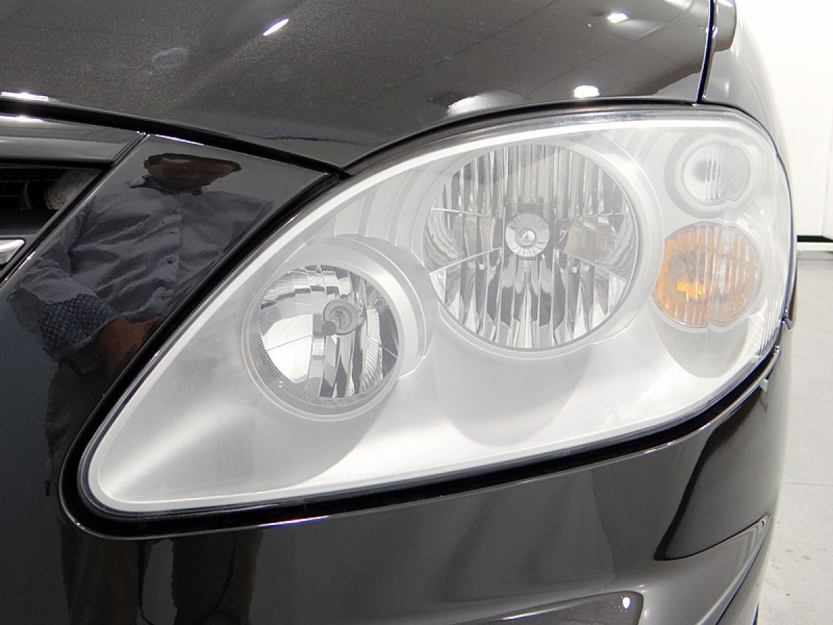 Foto Ssangyong Rodius 19